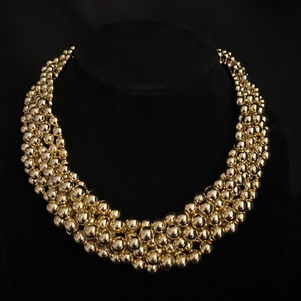Twist Necklace